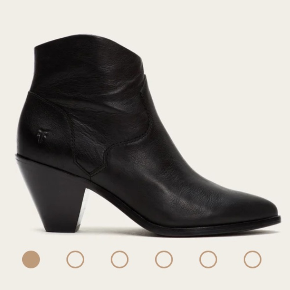 Frye Lila Western Short Boots Black